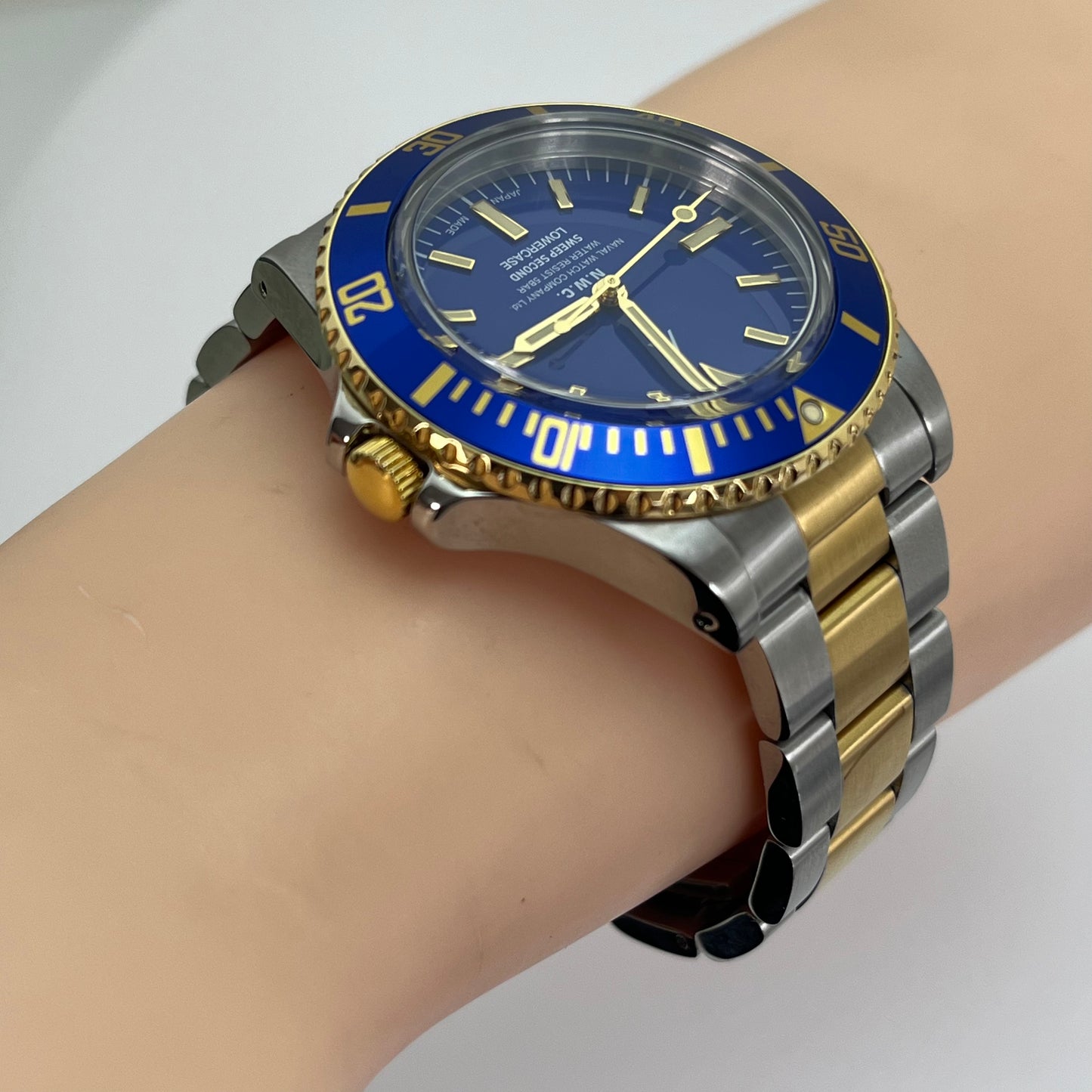 Naval Watch Co. FRXE010 Royal Blue Diver Qz Japan Two-Tone Bracelet w/ Box #619B