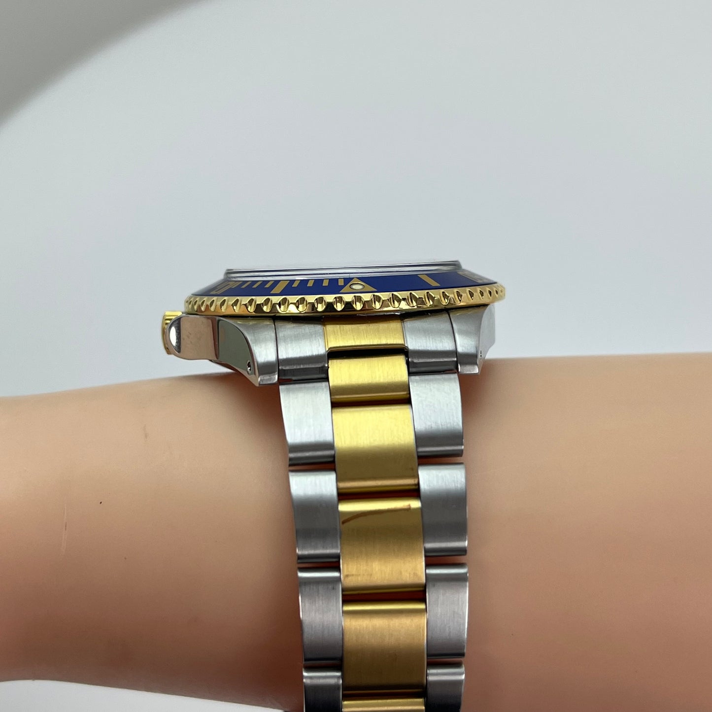 Naval Watch Co. FRXE010 Royal Blue Diver Qz Japan Two-Tone Bracelet w/ Box #619B